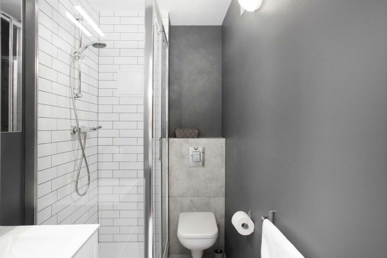 First Central Apartments By Noclegi Renters วอร์ซอ ภายนอก รูปภาพ